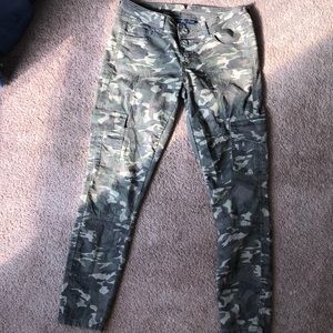 Army print jeans!